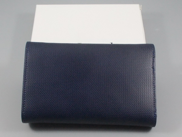 กระเป๋าสตางค์ Guy Laroche กรมท่า ใหม่ แท้