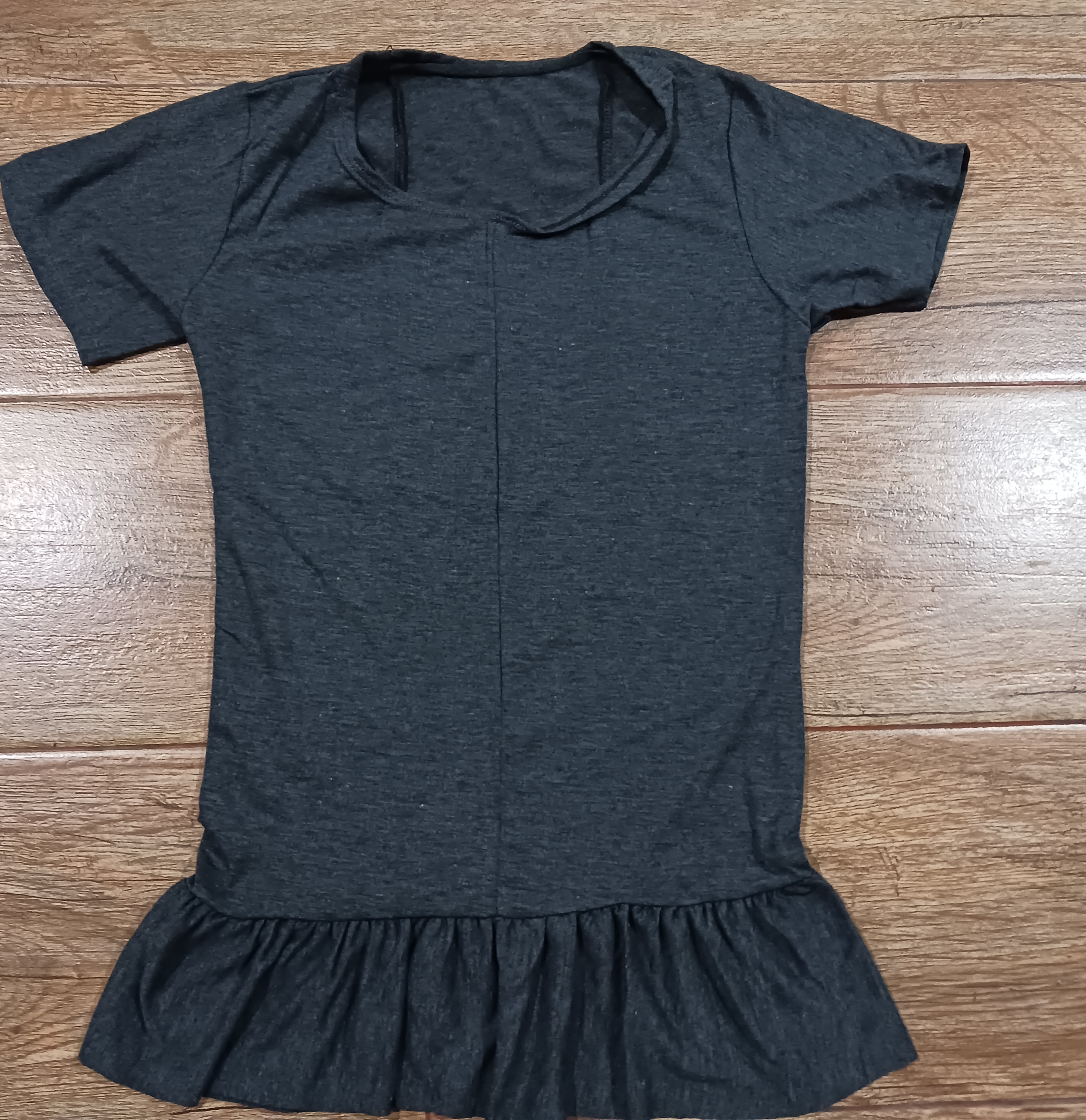 ขายเหมาสต็อก เสื้อมือ1คละแบบ