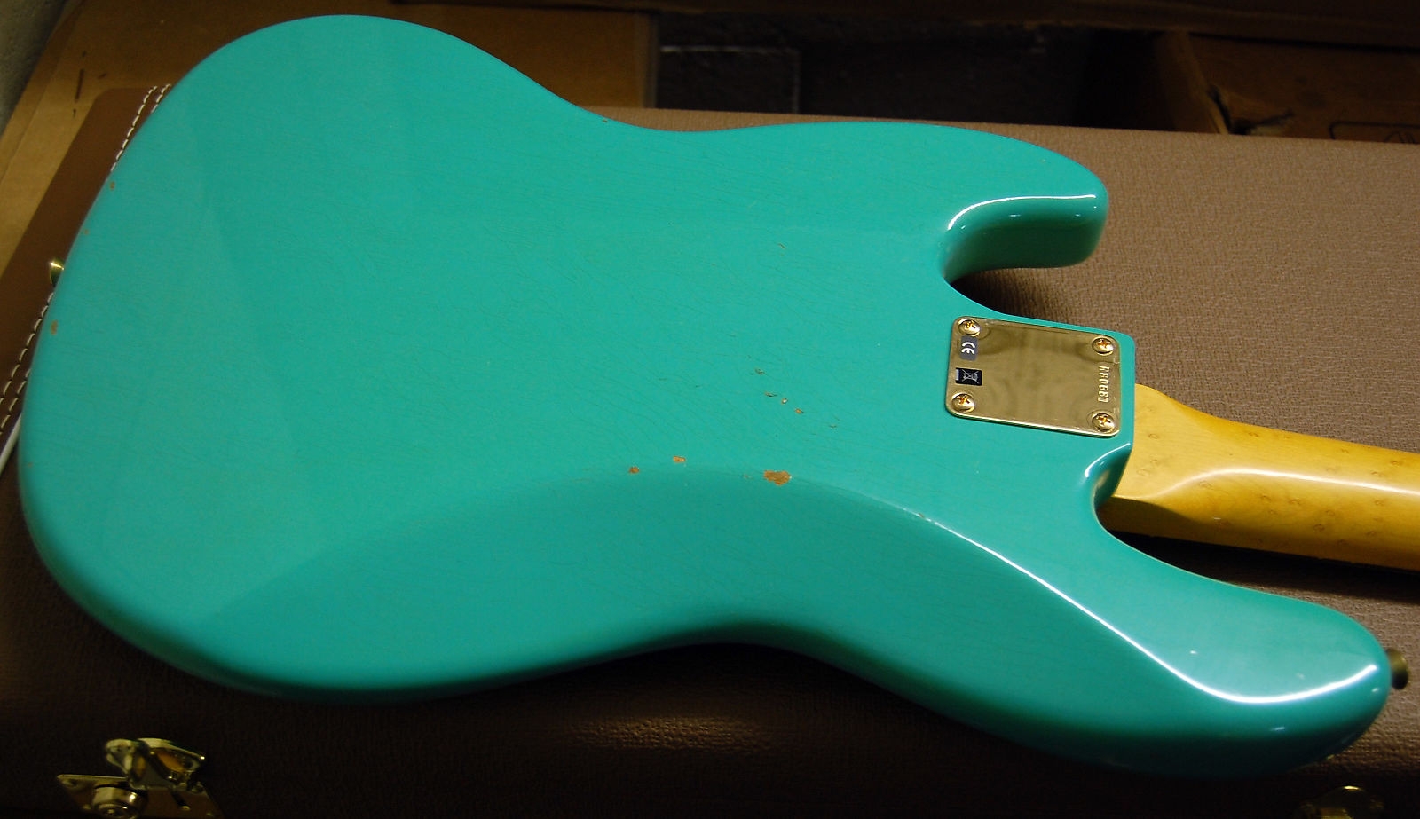 Fender Custom Shop 60 Jazz Bass Relic 2016 Aged Seafoam Green Matching Peg Head Gold Hardware Birdseye Neck