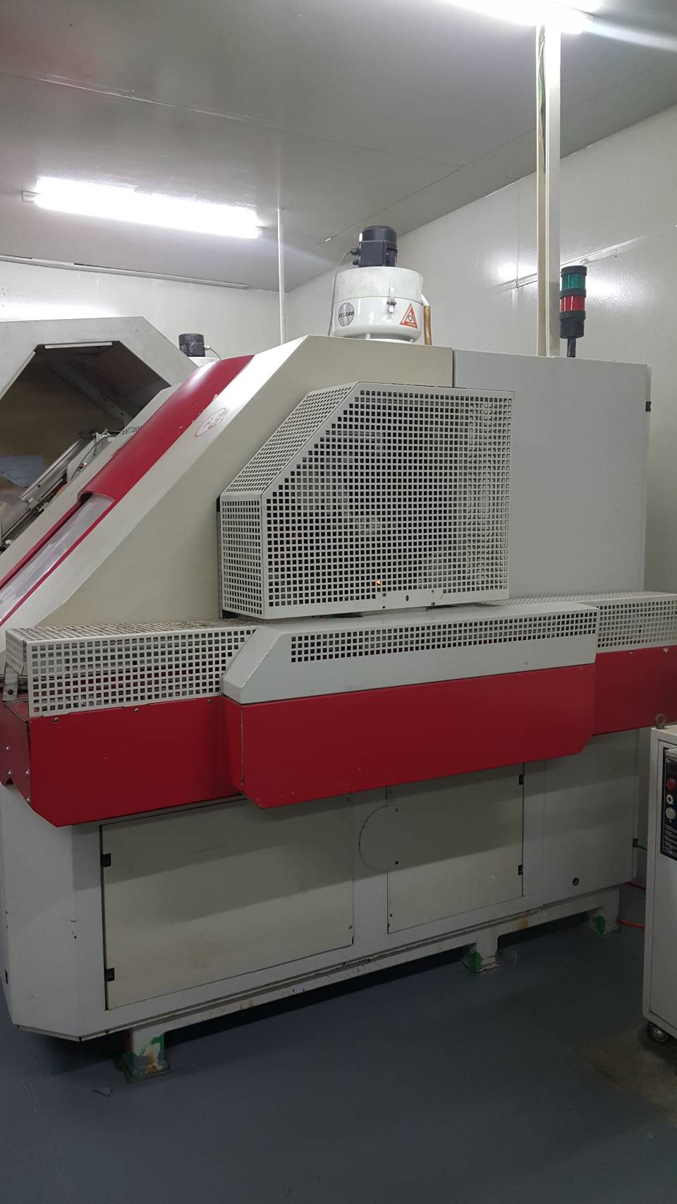 Schneider HSC Master สินค้ามือ 2 (2nd hand products)