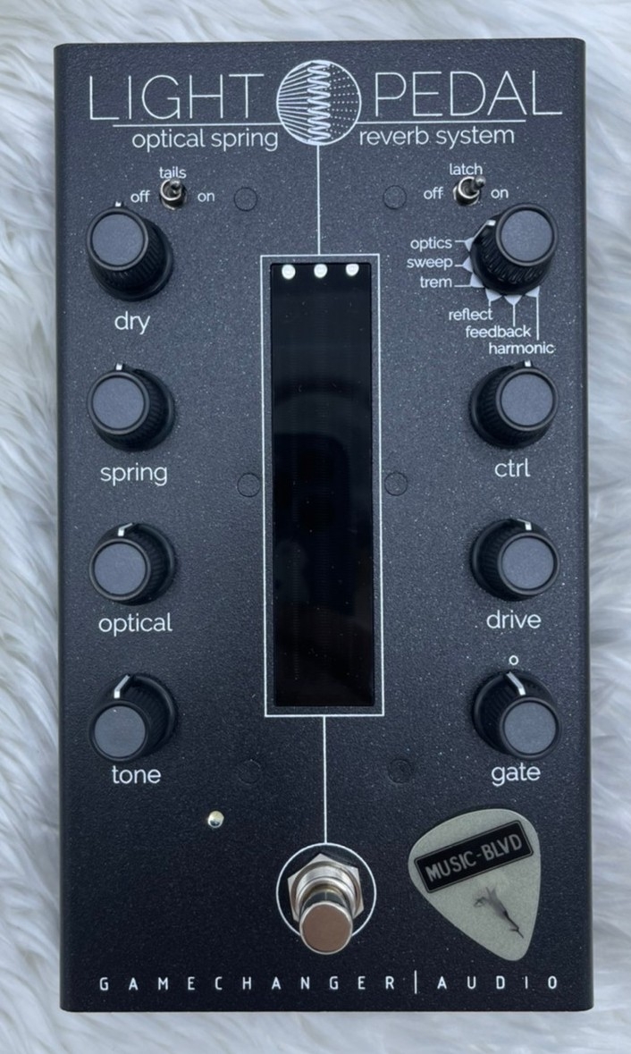 GAMECHANGER AUDIO LIGHT PEDAL OPTICAL SPRING REVERB SYSTEM