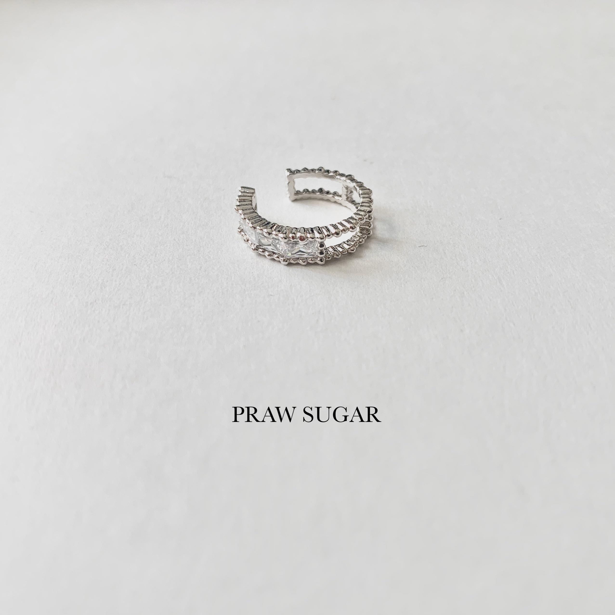 Miracle Circle Little Earcuff - ต่างหูแบบเกี่ยวมิราเคิลทรงกลม (มี 2 สี)
