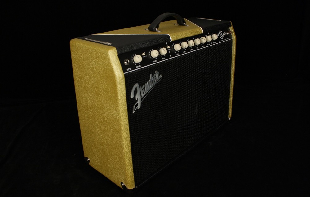 Fender Super-Sonic 22 V-Custom Limited