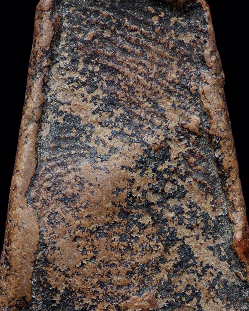 พระผงสุพรรณ พิมพ์หน้าแก่ วัดพระศรีรัตนมหาธาตุ จ.สุพรรณบุรี