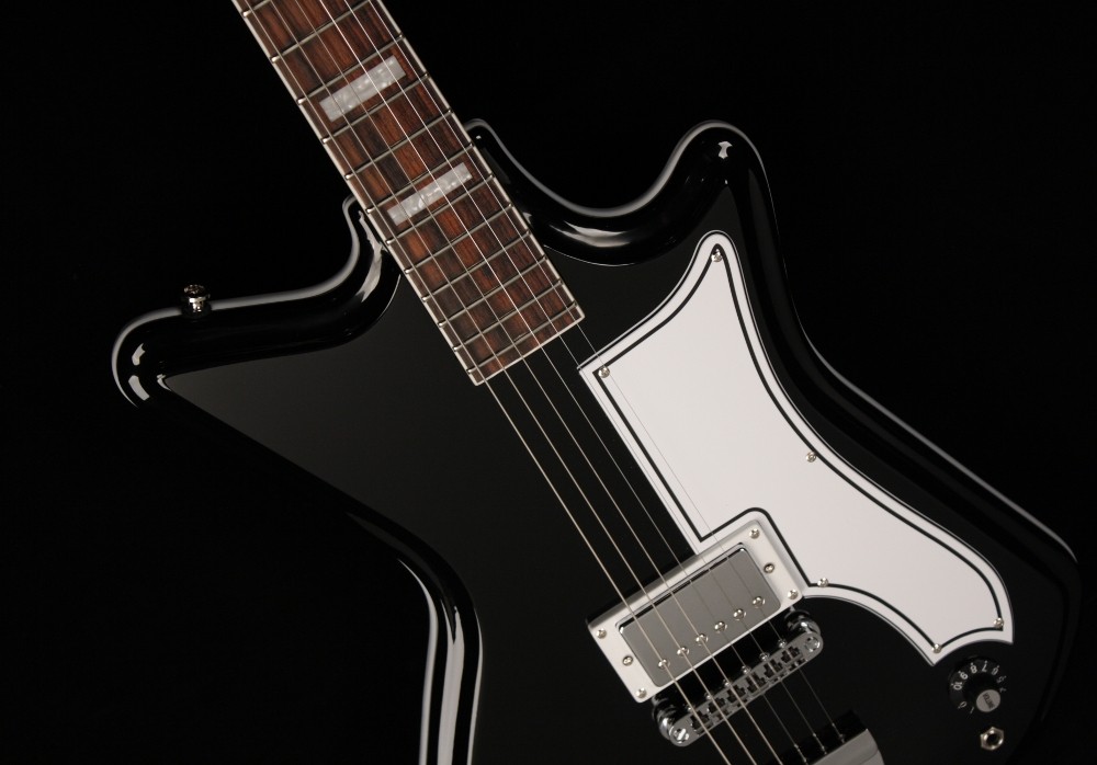 Eastwood Airline Custom 59 1P Deluxe - Black w/Case