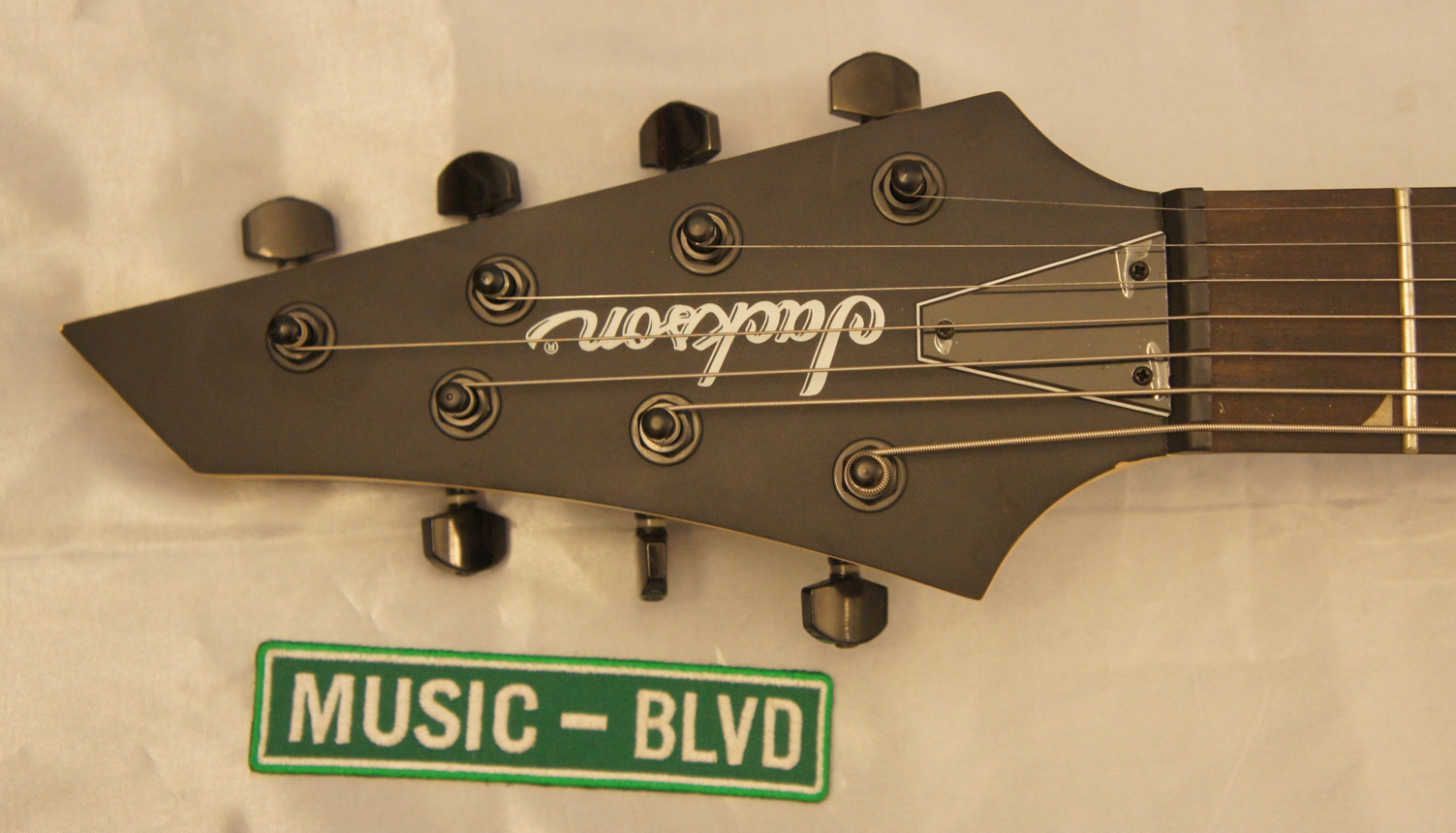 Jackson JS22-7 Dinky DKA 7-String Electric Guitar Satin Black