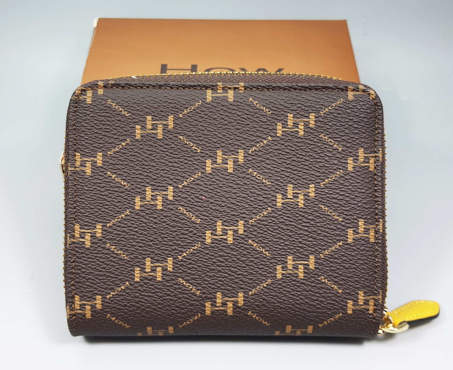 กระเป๋าสตางค์ HOW น้ำตาลไหม้ ใหม่ แท้