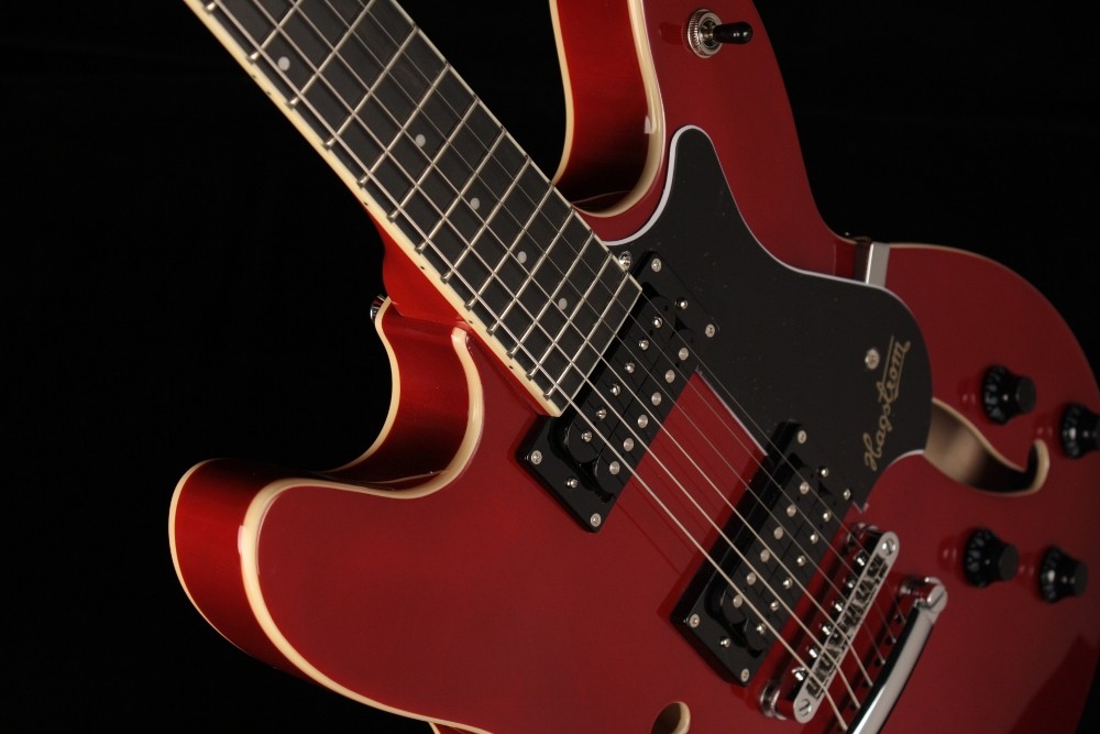 Hagstrom Viking II - Wild Cherry Transparent