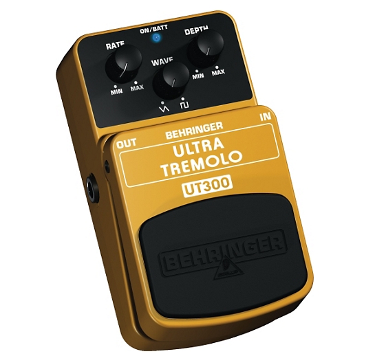 Behringer Ultra Tremolo UT300 Classic Tremolo Effects Pedal