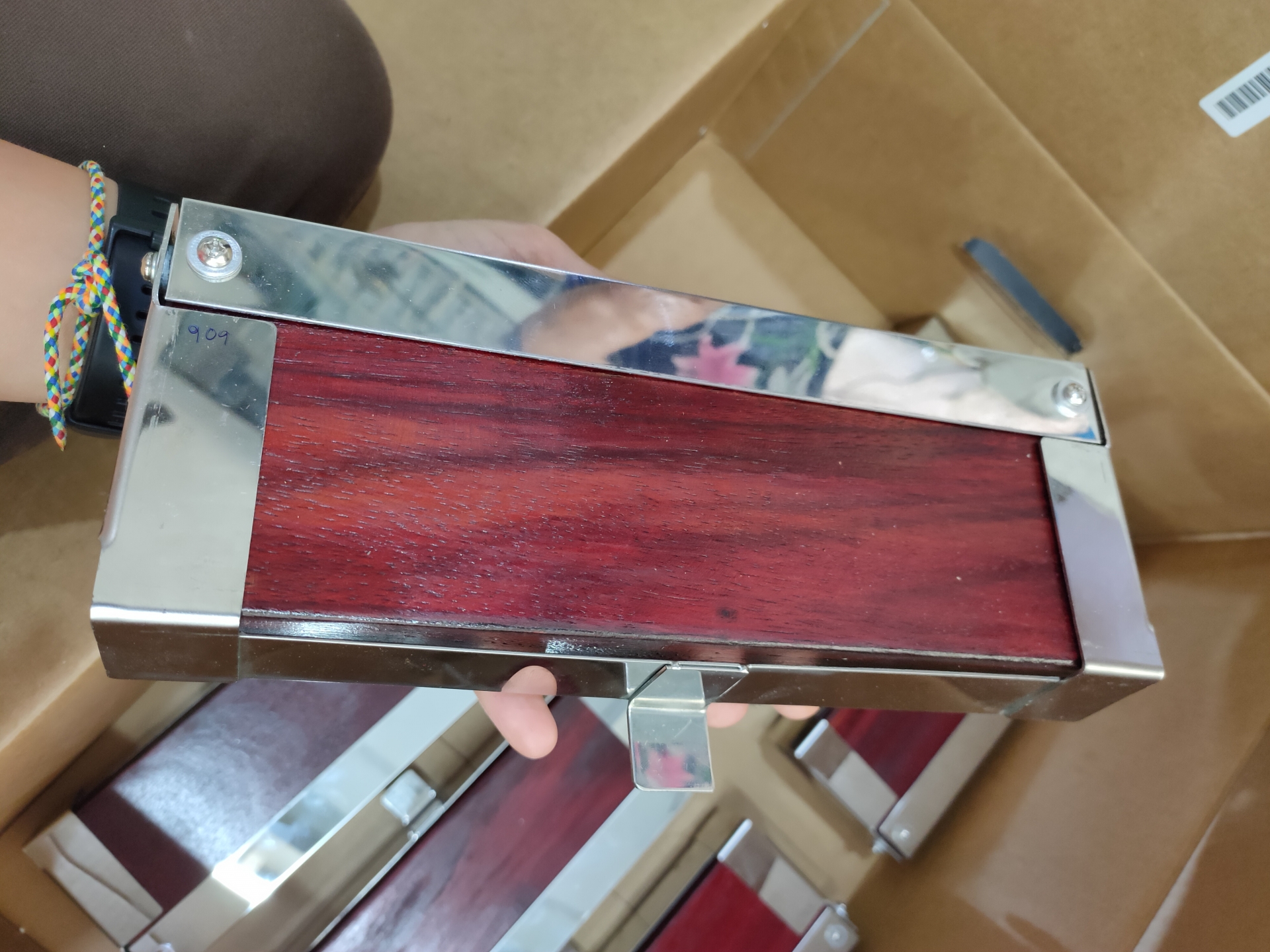 ประกับจับกระดาษ จับแผ่นพิมพ์ลายนิ้วมือ (ไม้+สแตนเลส)