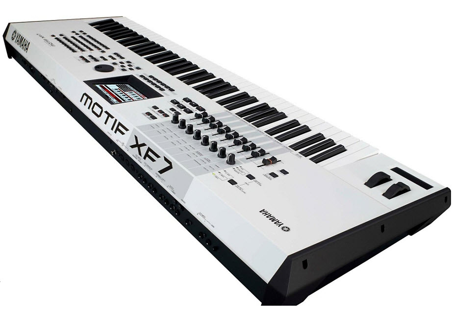 Yamaha Motif XF7 White 76 Key Workstation