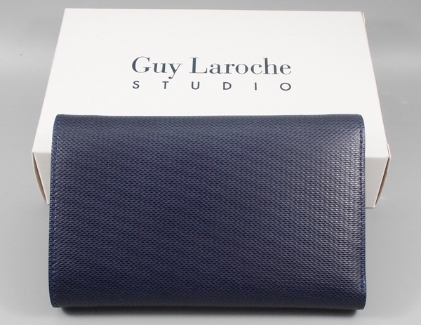 กระเป๋าสตางค์ Guy Laroche กรมท่า ใหม่ แท้