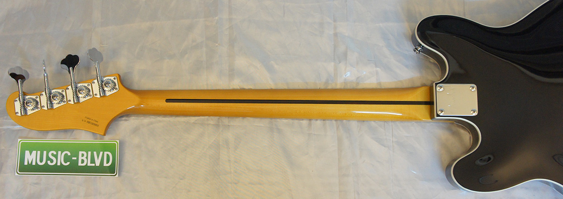 Fender Starcaster Electric Bass