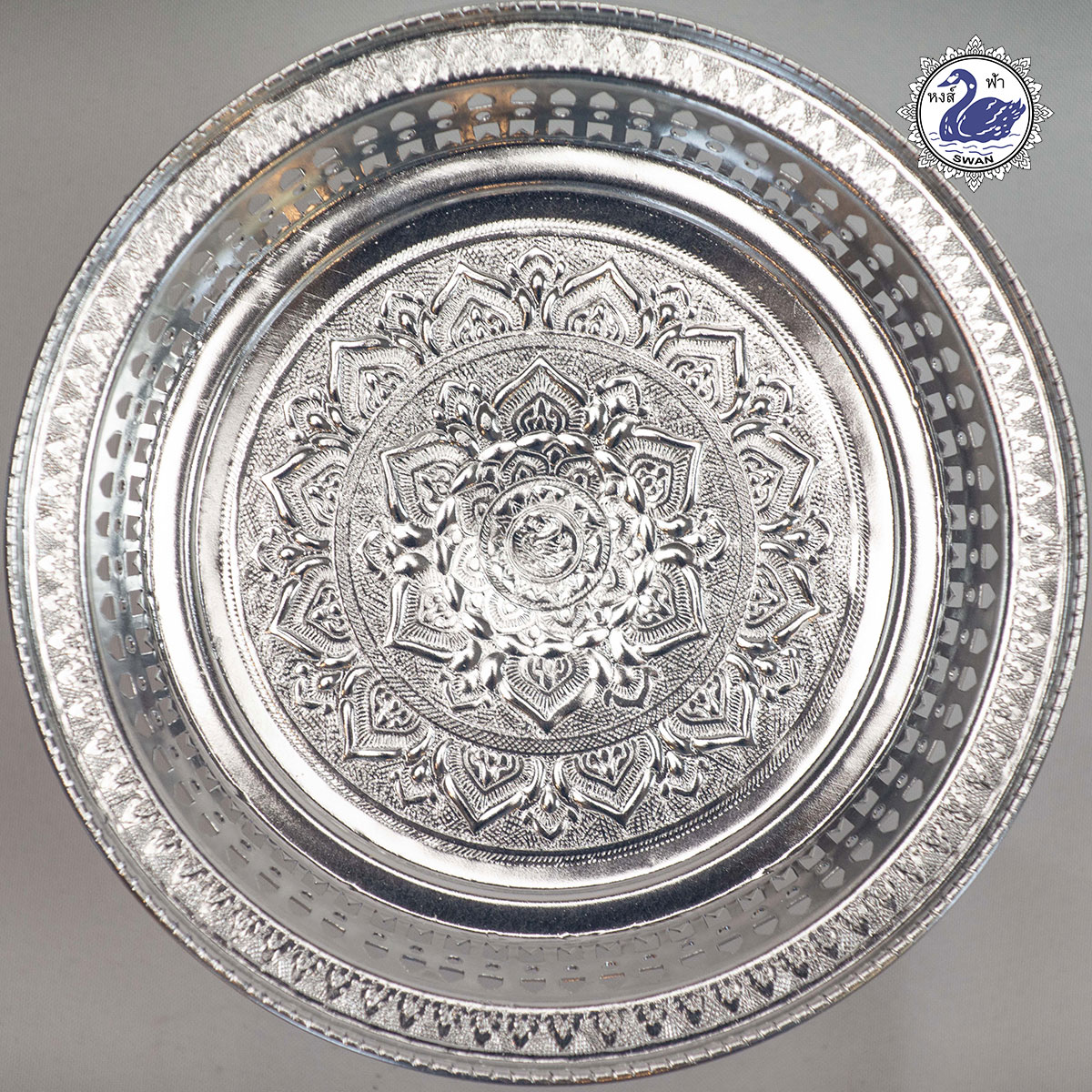 Aluminum Rattanakosin Pedestal 42 cm Sliver