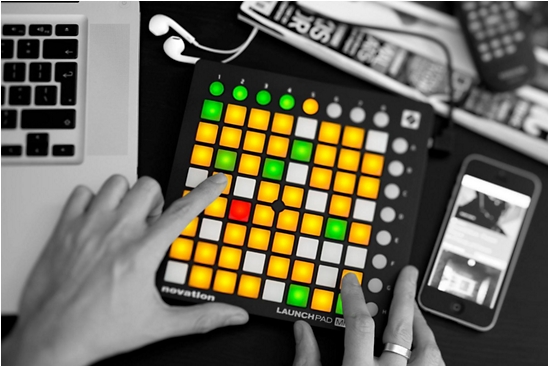 Novation Launchpad Mini MKII