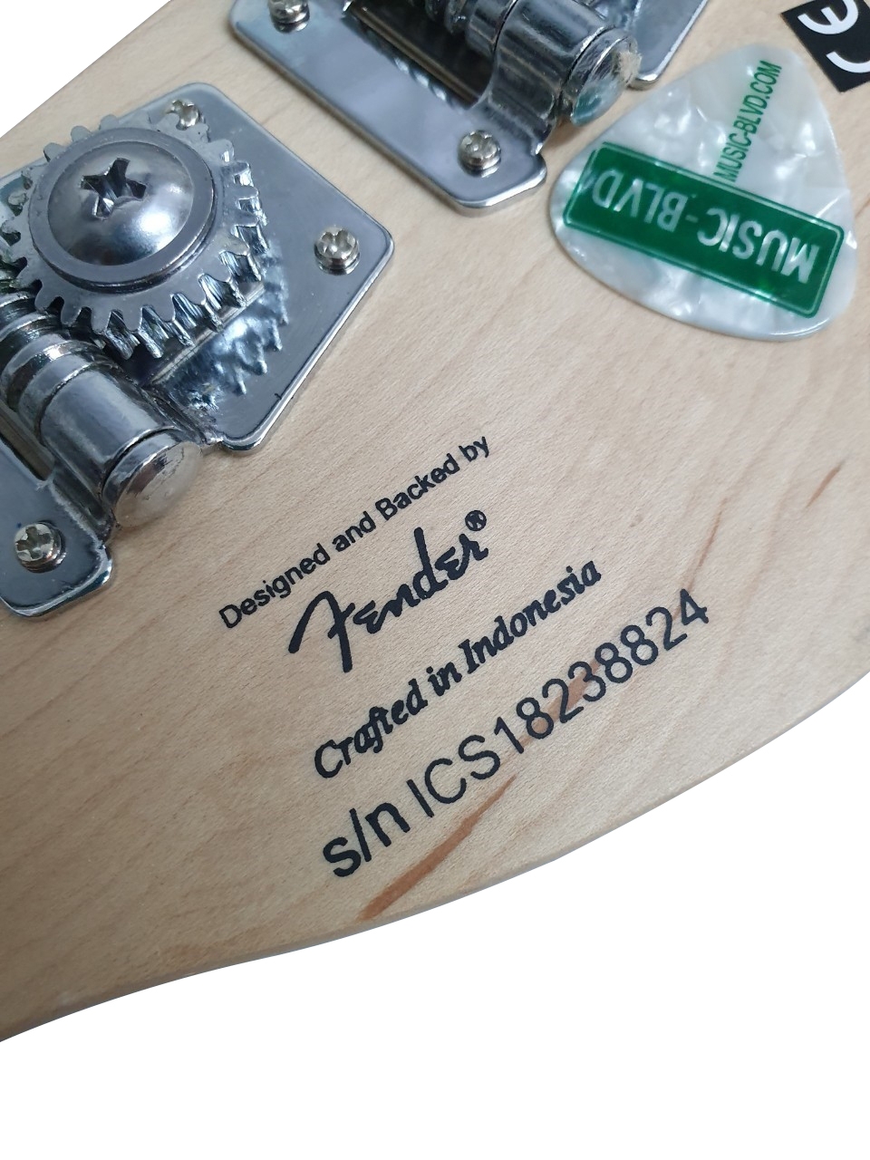 Squier Vintage Modified Jaguar Bass Special SS (Short Scale)