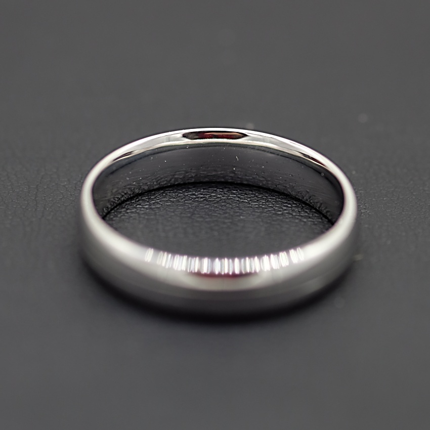 แหวนเพชรเม็ดเดี่ยวผู้ชาย เพชรไซส์3ตัง ตัวเรือนทองขาว9K รอบนิ้วใหญ่สวมใส่สบายครับ