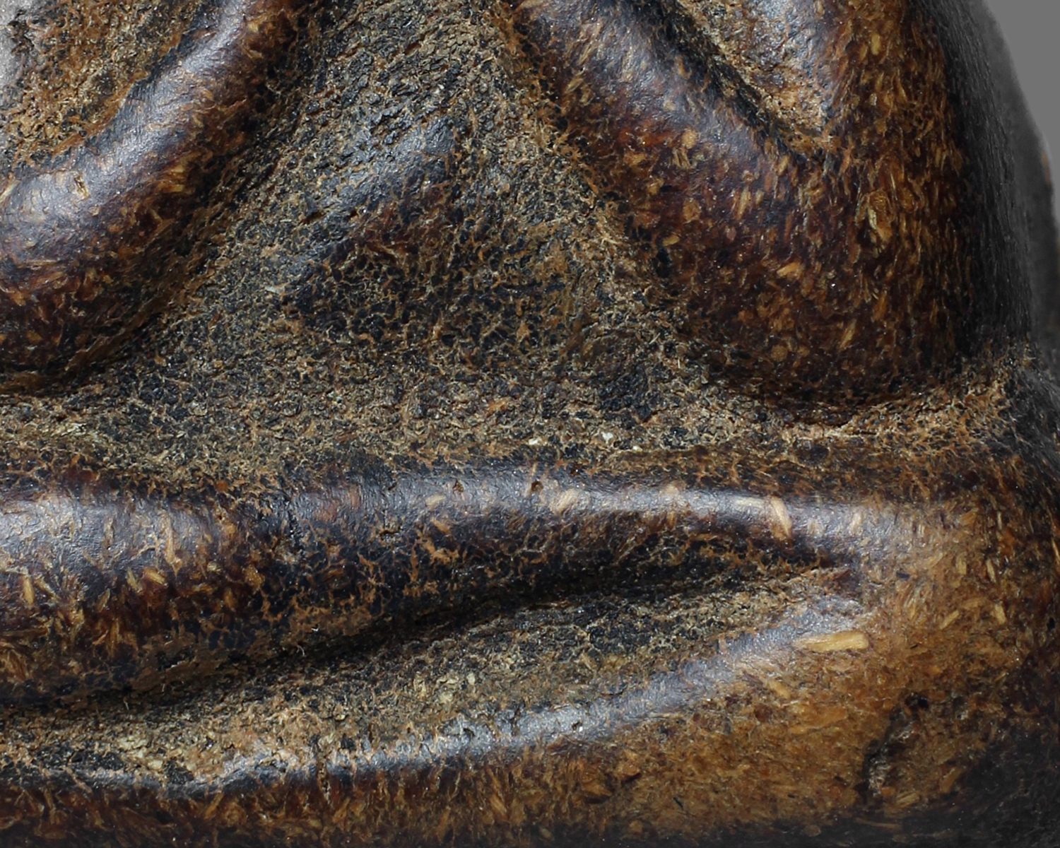 พระปิดตาหลวงพ่อแก้ว เนื้อกะลา วัดเครือวัลย์ จ.ชลบุรี (โชว์พระ)