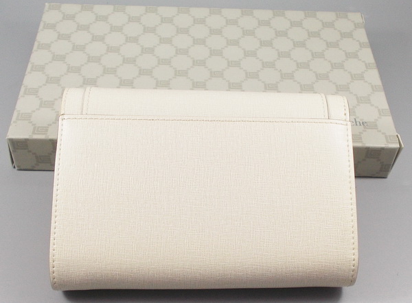 กระเป่าสตางค์ Guy Laroche ขาวออฟไวท์ ใหม่ แท้