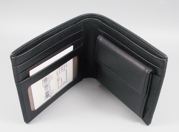 กระเป่าสตางค์ Guy Laroche ดำ ใหม่ แท้