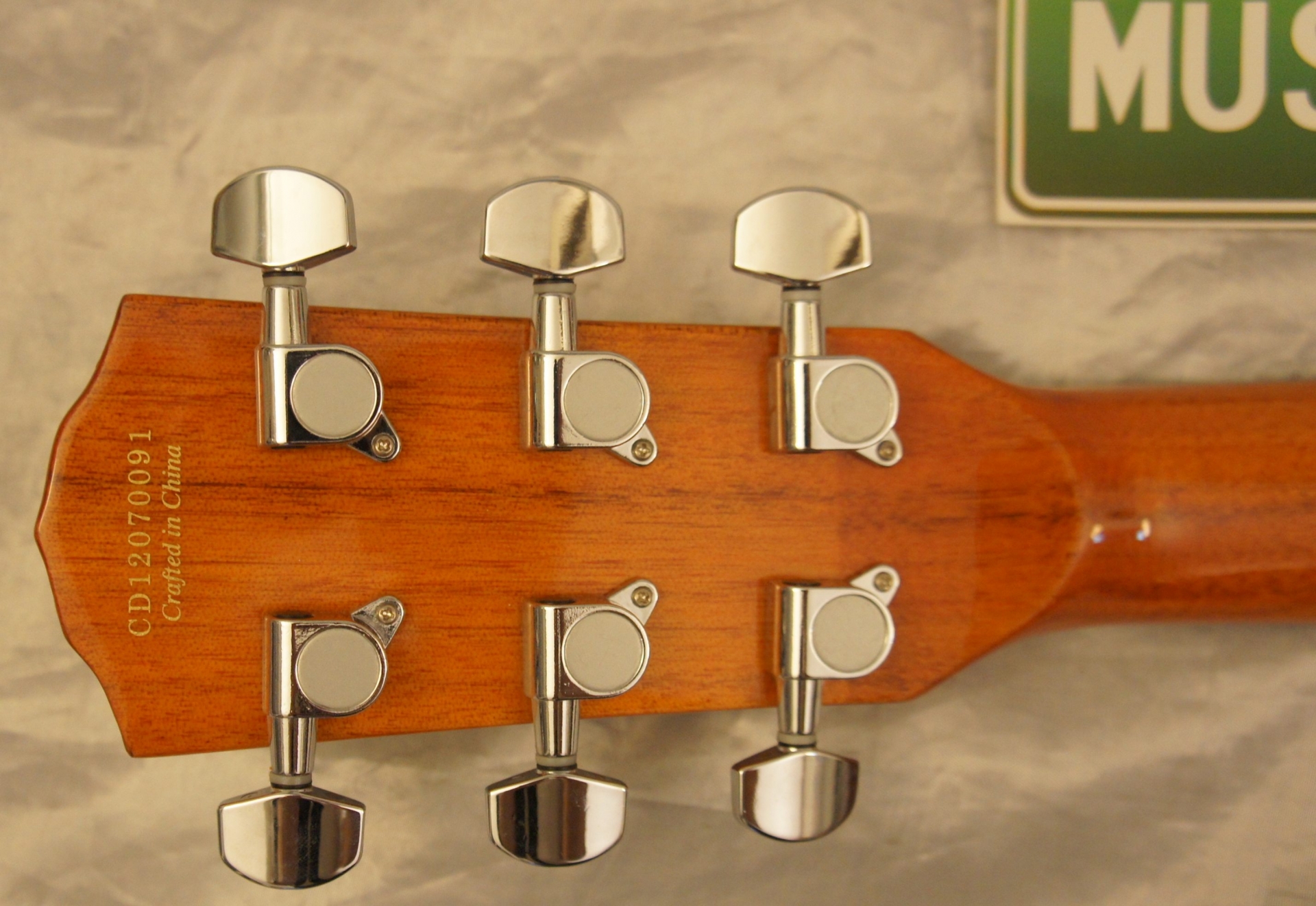 Fender FR-50 Resonator Guitar Sunburst