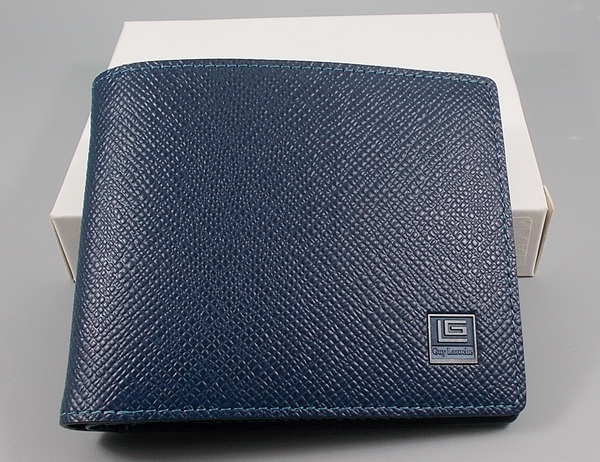 กระเป่๋าสตางค์ Guy Laroche กรม ใหม่ แท้