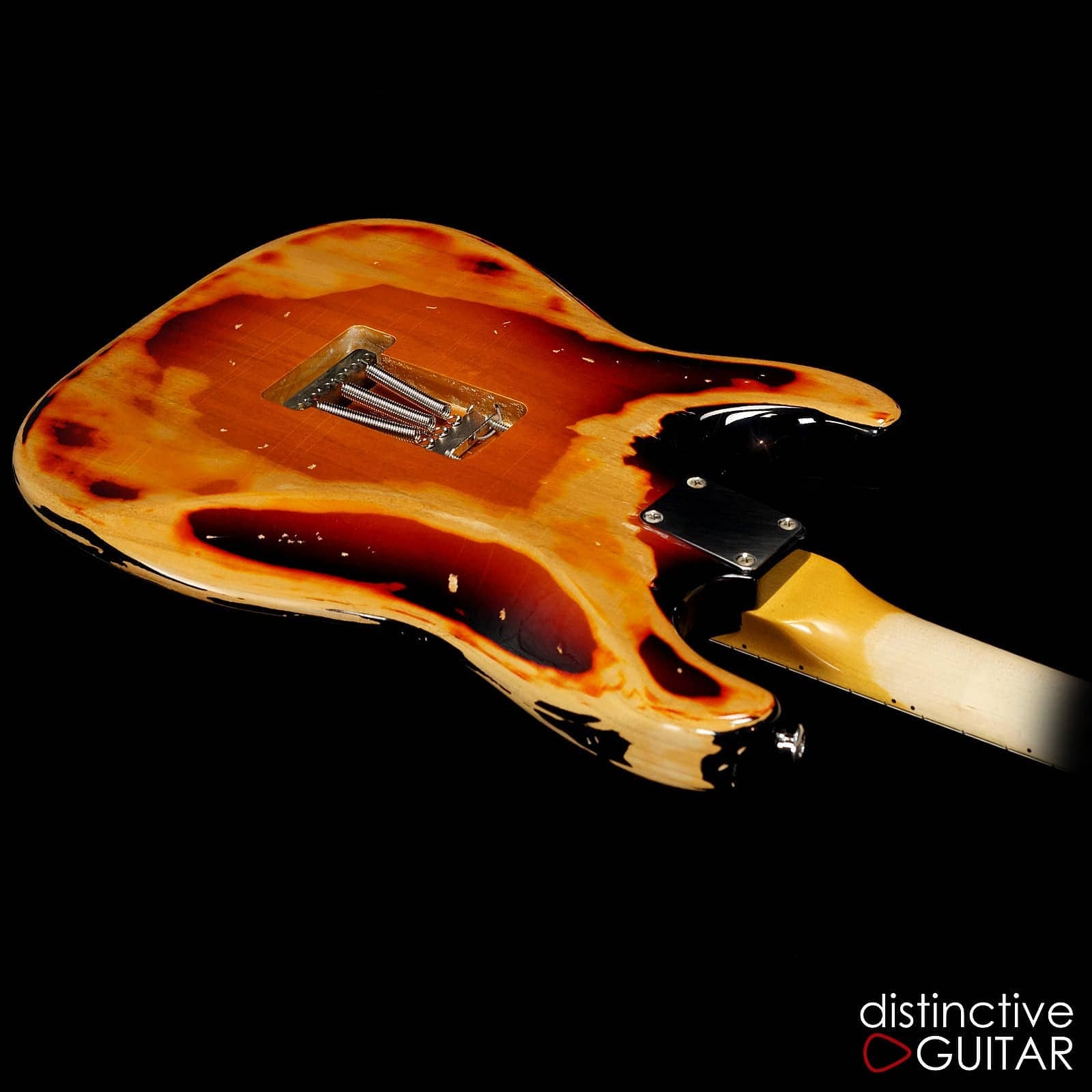 Suhr Classic Antique Extra Heavy Relic 3 Tone Sunburst