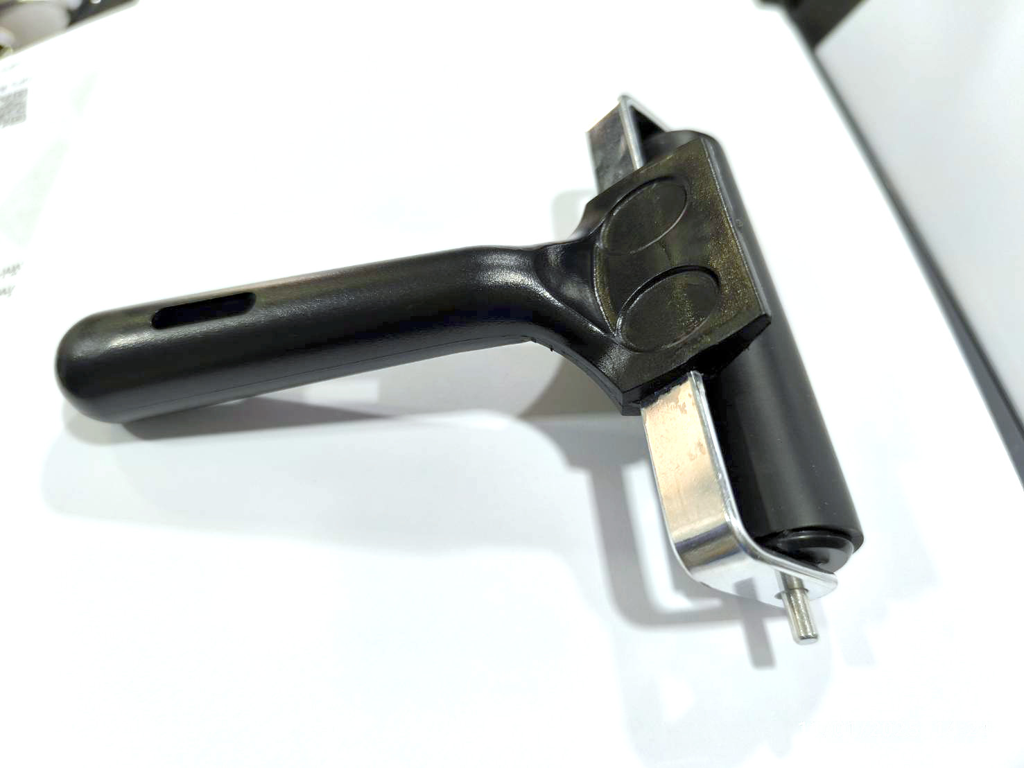 ลูกกลิ้งหมึก ลูกกลิ้งยาง 4 นิ้ว (10 cm) Rubber Roller