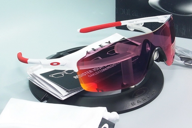 OAKLEY EVZERO PITCH (A) Polished White w/ Prizm Road OO9388-0438