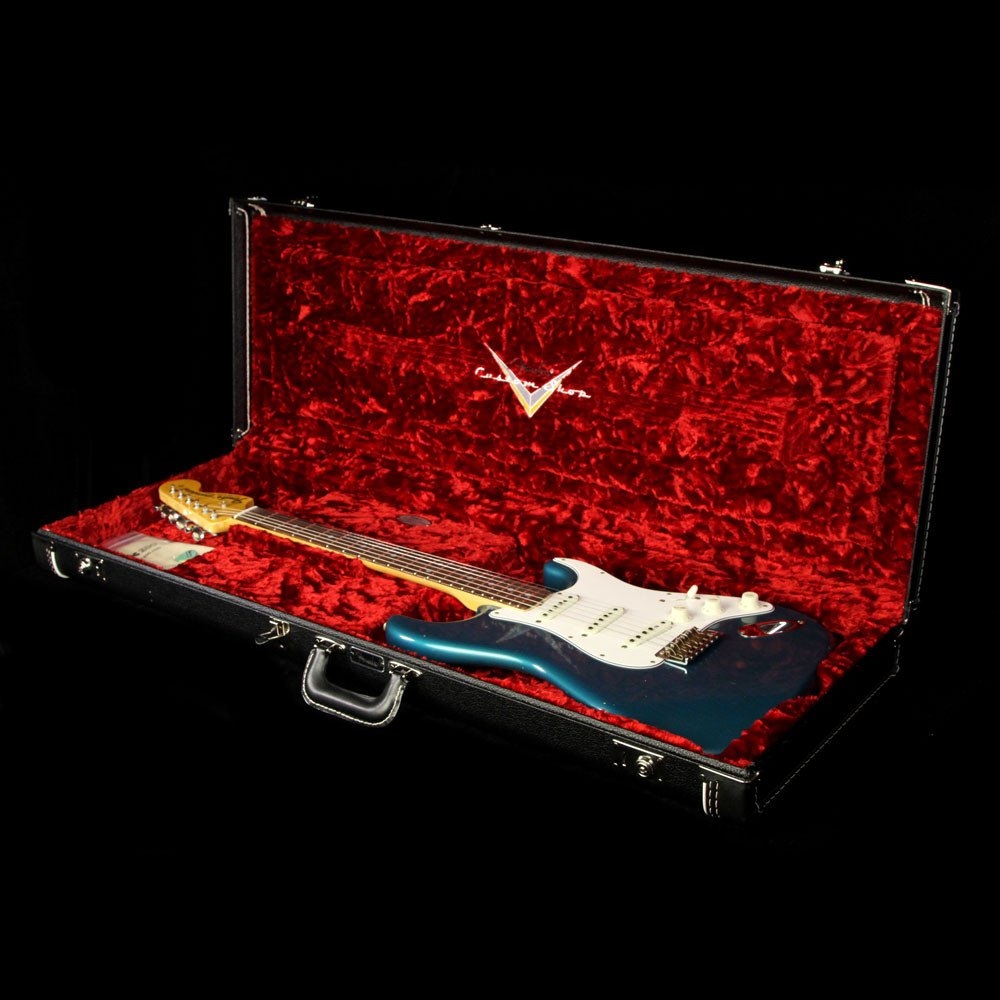 Fender Custom Shop 2017 Time Machine Series 69 Stratocaster Journeyman Relic Electric Guitar - Aged Ocean Turquoise