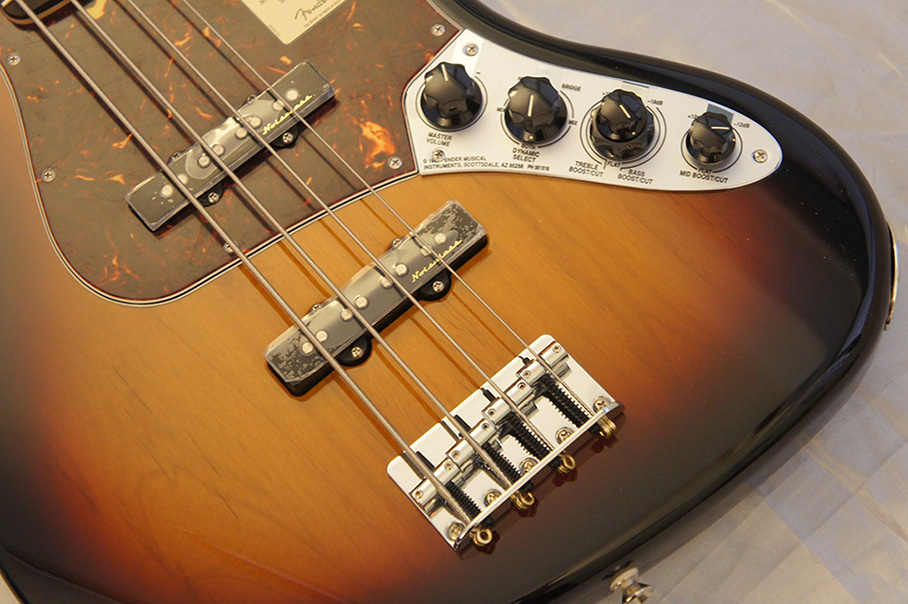 Fender Deluxe Active Jazz Bass
