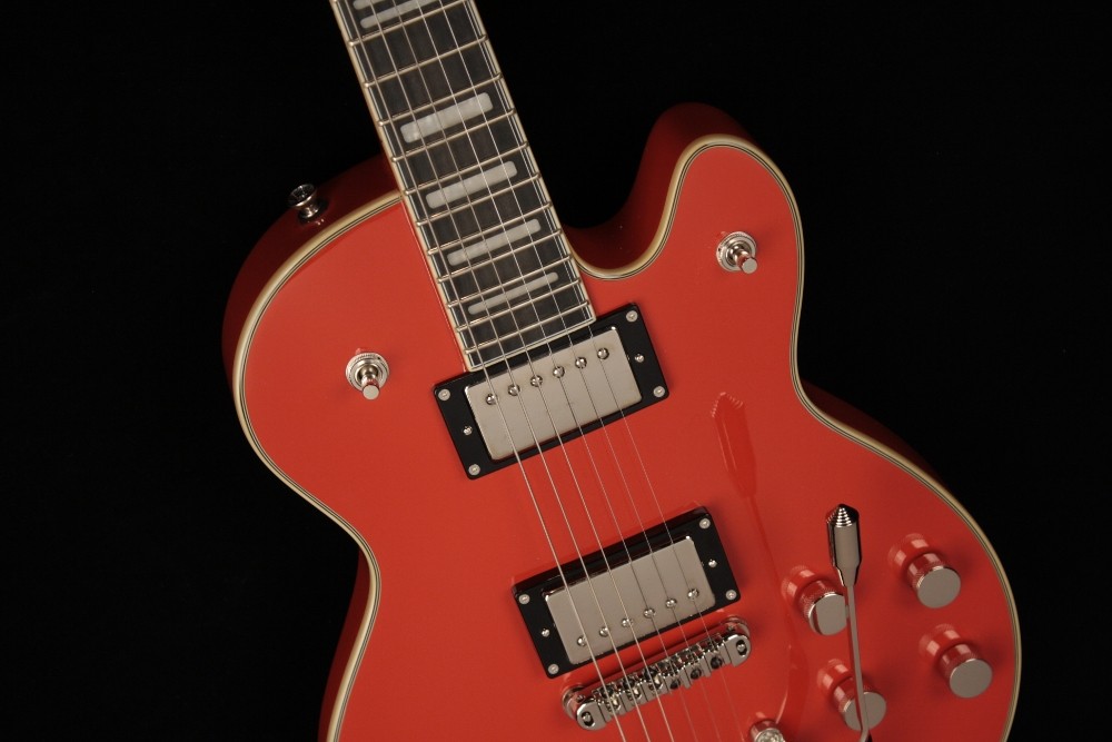 Hagstrom Tremar Swede - Cream Red