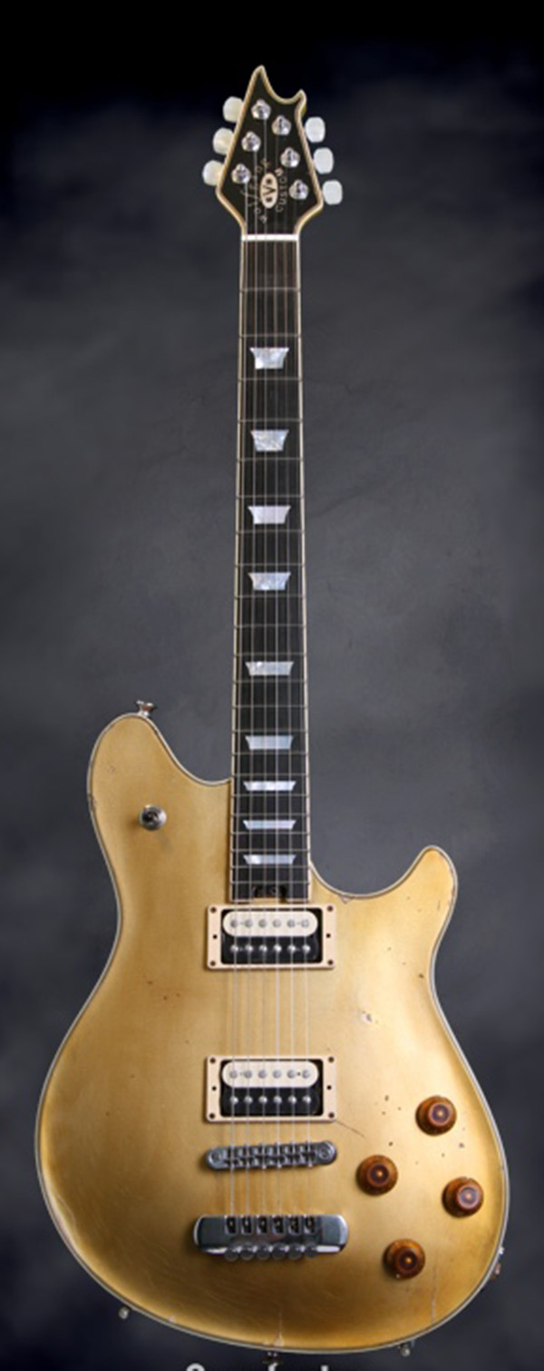 EVH Wolfgang Custom Relic USA Gold