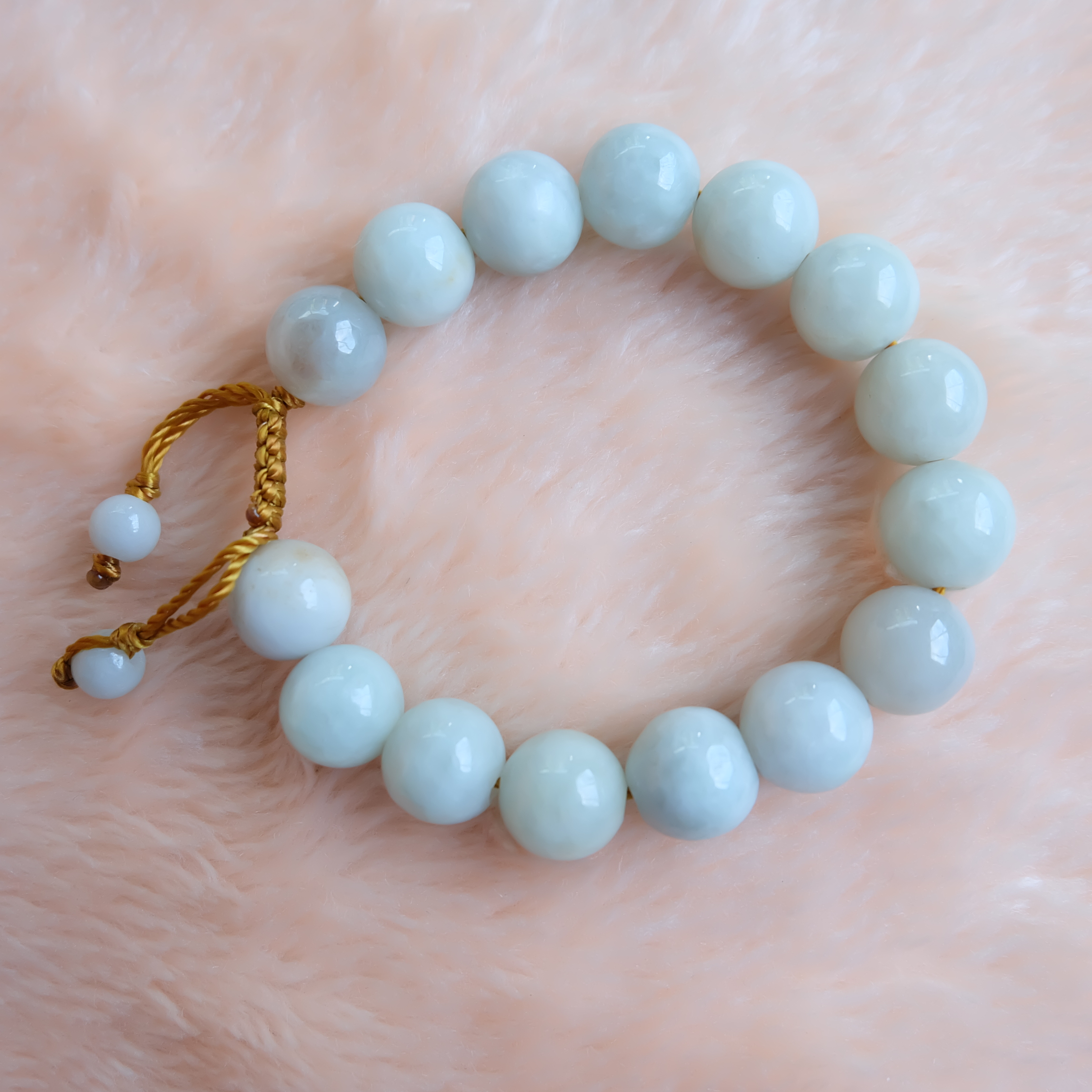 สร้อยข้อมือลูกปัดหยกแท้ 14 มิล หยกแท้ หยกพม่า หยกขาวเขียวอ่อน เชือกดึง รอบข้อมือ 17-22 ซม.