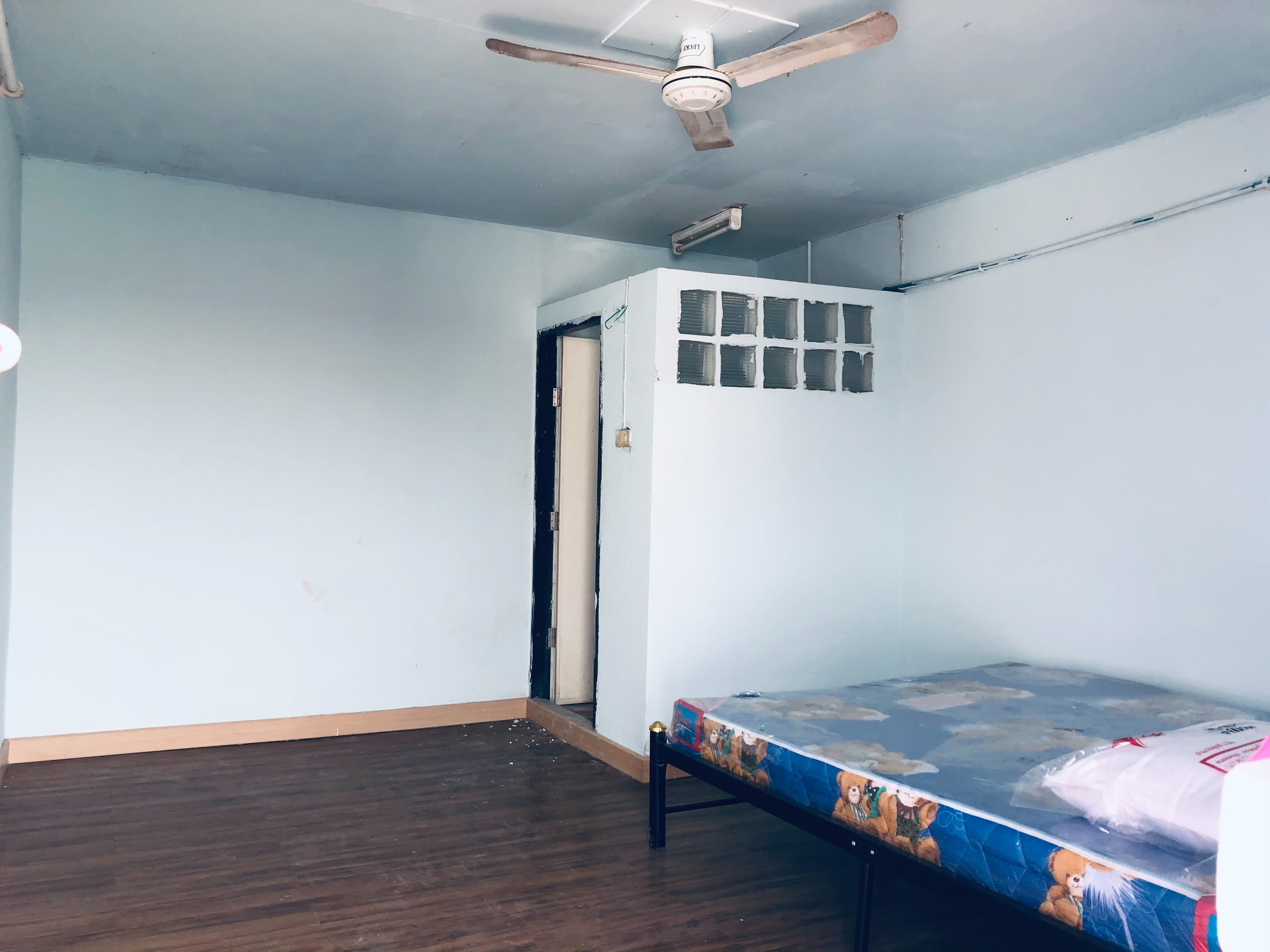 ขายกิจการห้องเช่า 42 ห้อง เพชรเกษม 63 บางแค กทม.