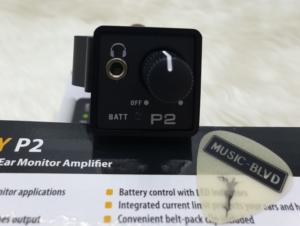 Behringer Powerplay P2