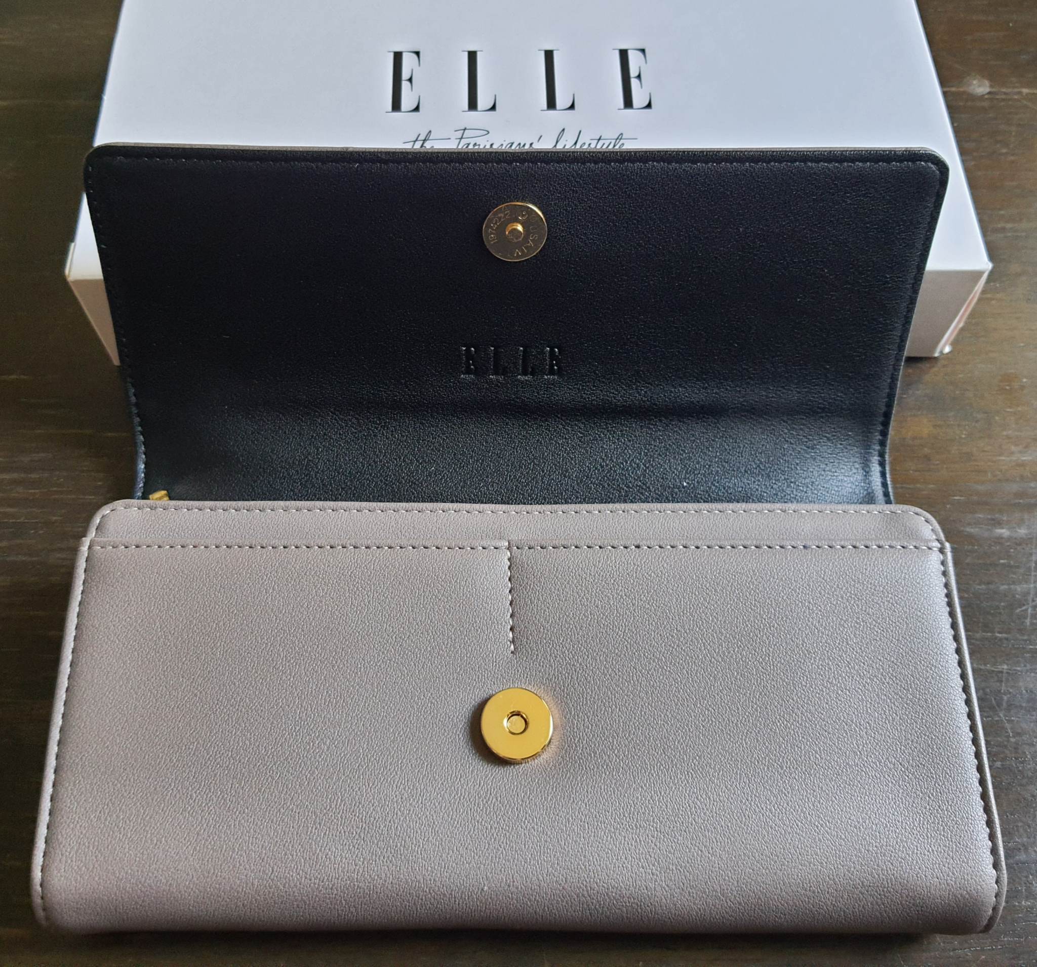 กระเป๋าสตางค์ ELLE เทาเข้ม-ดำ ใหม่ แท้