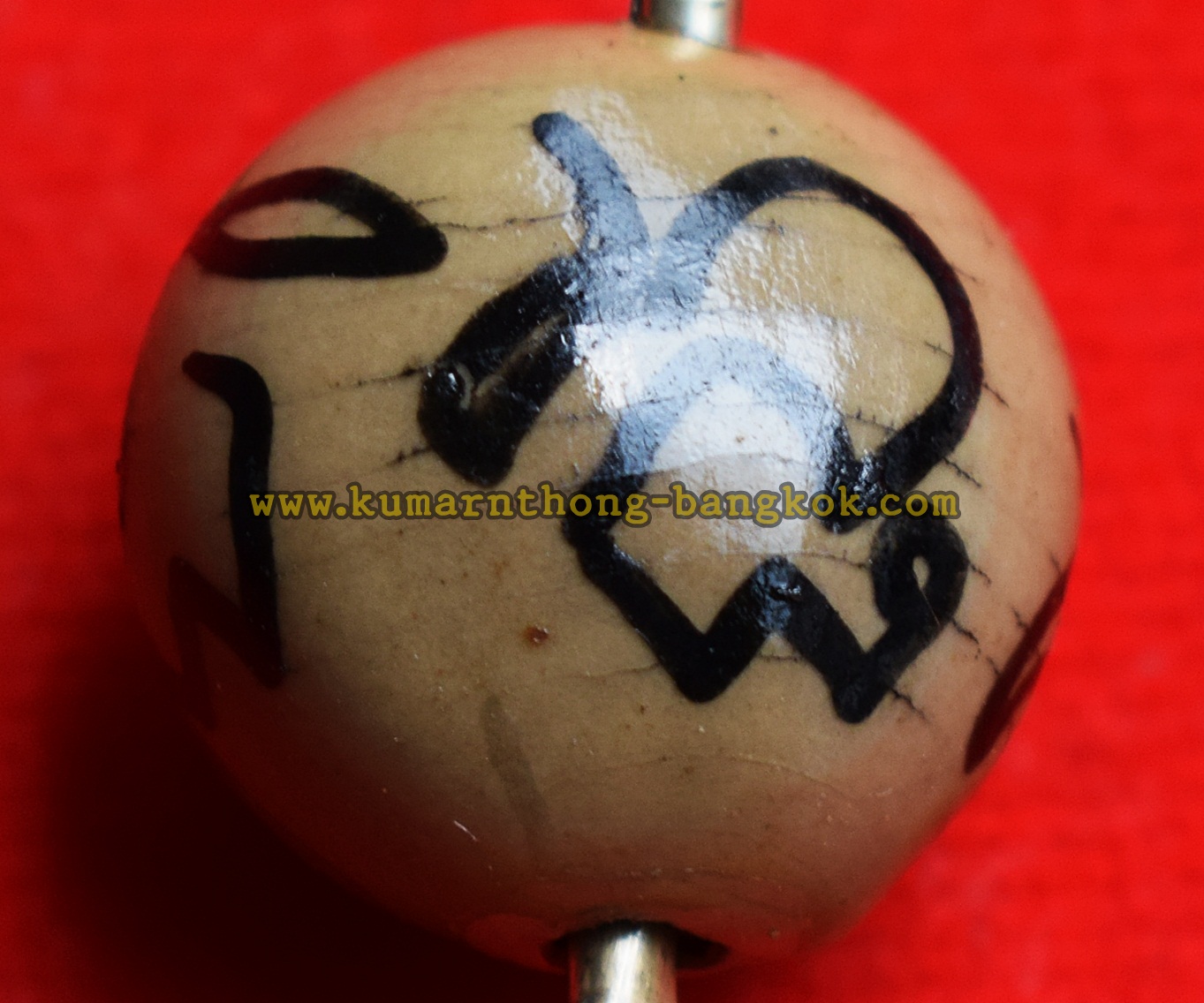 ลูกยอดสวาท นางจันทร์พลอดรัก หลวงพ่อสาย วัดนามวิจิตร (ตะเคียนราม) จ.ศรีสะเกษ เนื้อผง ขนาดพกพา 2ซม.