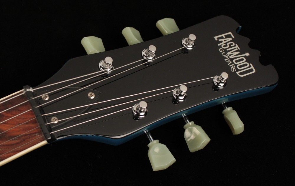 Eastwood Sidejack DLX - Metallic Blue