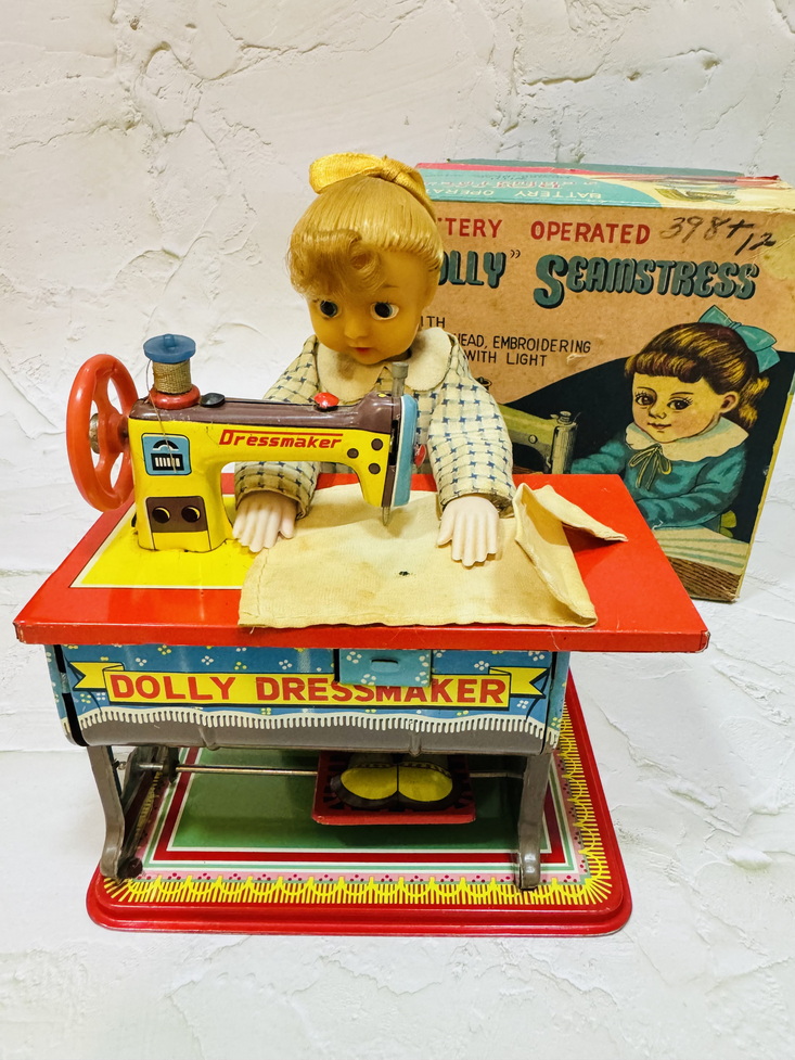 50s Nomura Dolly Dressmaker Vintage Battery Operated Toy