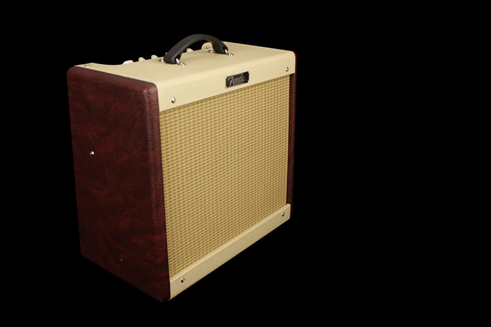 Fender FSR Blues Jr III - Wine/Cream