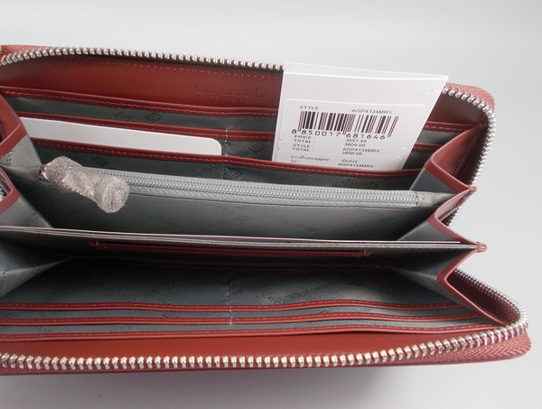 กระเป๋าสตางค์ Guy Laroche แดงมะเหมี่ยว ใหม่ แท้