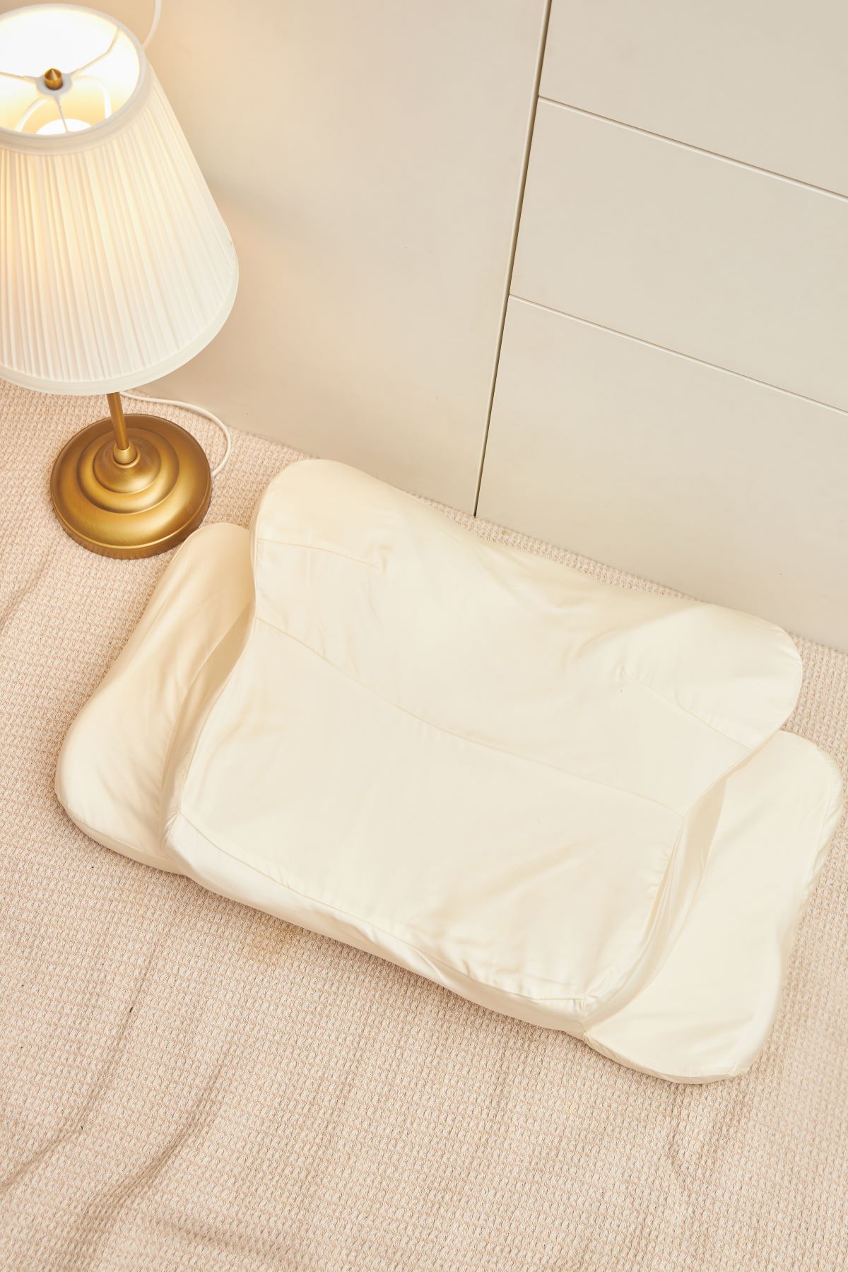 Viscose Derived from Bamboo Pillowcase – Queen Size 25"x15"x5.5" – Zippered Case for Contour Neck Pillows