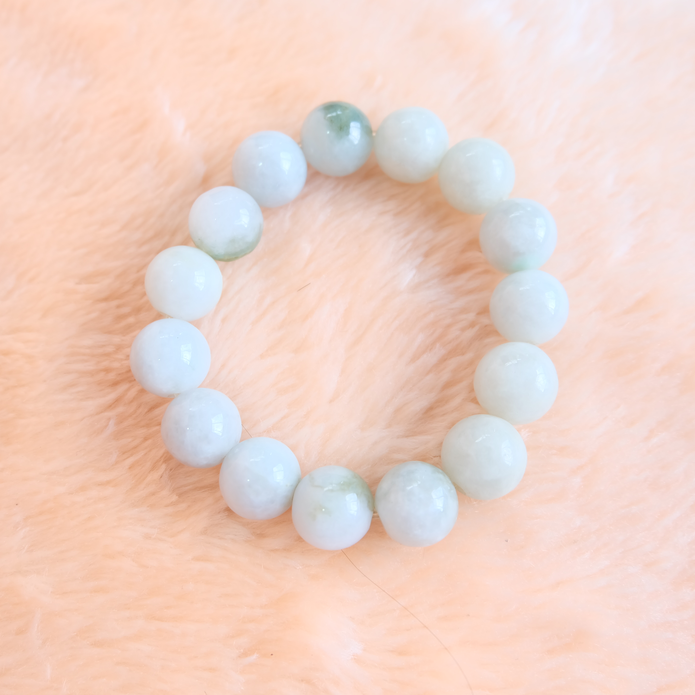 สร้อยข้อมือลูกปัดหยกแท้ ขนาด 13-14 มิล สีขาว