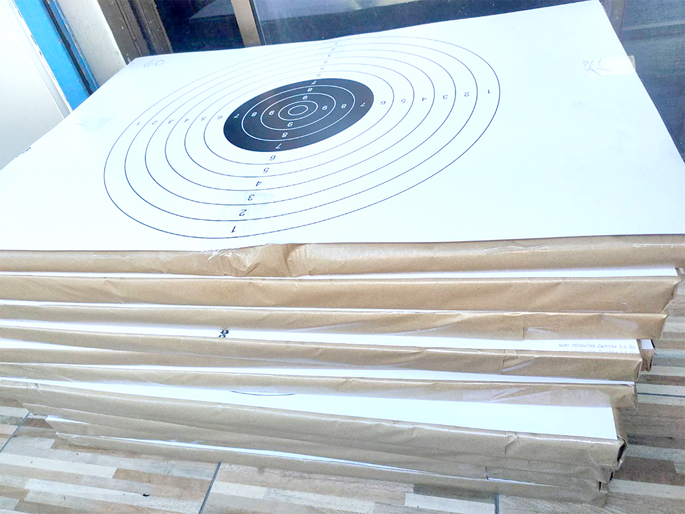 เป้าปืนวงกลม มาตรฐาน 55 x 80 ซม. กระดาษหนา (แพ็ค 20 แผ่น) (5A 02)