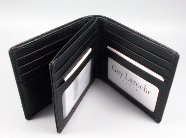 กระเป๋าสตางค์ Guy Laroche ดำ ใหม่ แท้