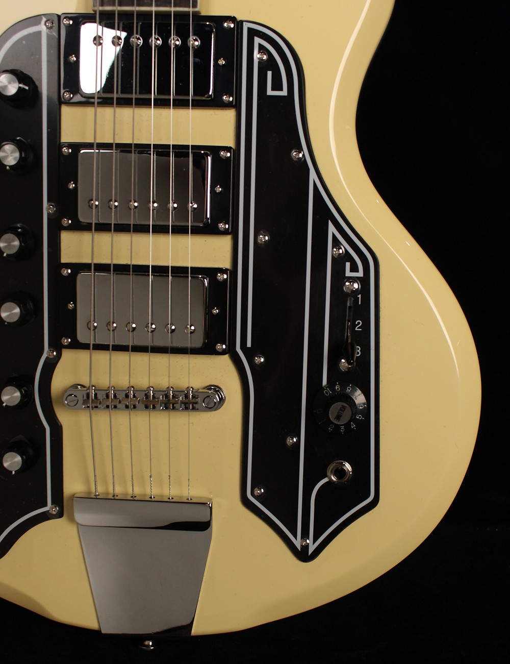 Eastwood Airline 59 Town & Country Std - Cream