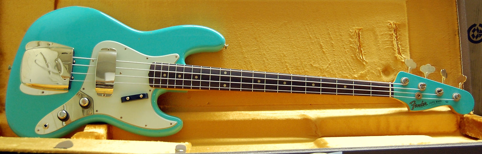 Fender Custom Shop 60 Jazz Bass Relic 2016 Aged Seafoam Green Matching Peg Head Gold Hardware Birdseye Neck