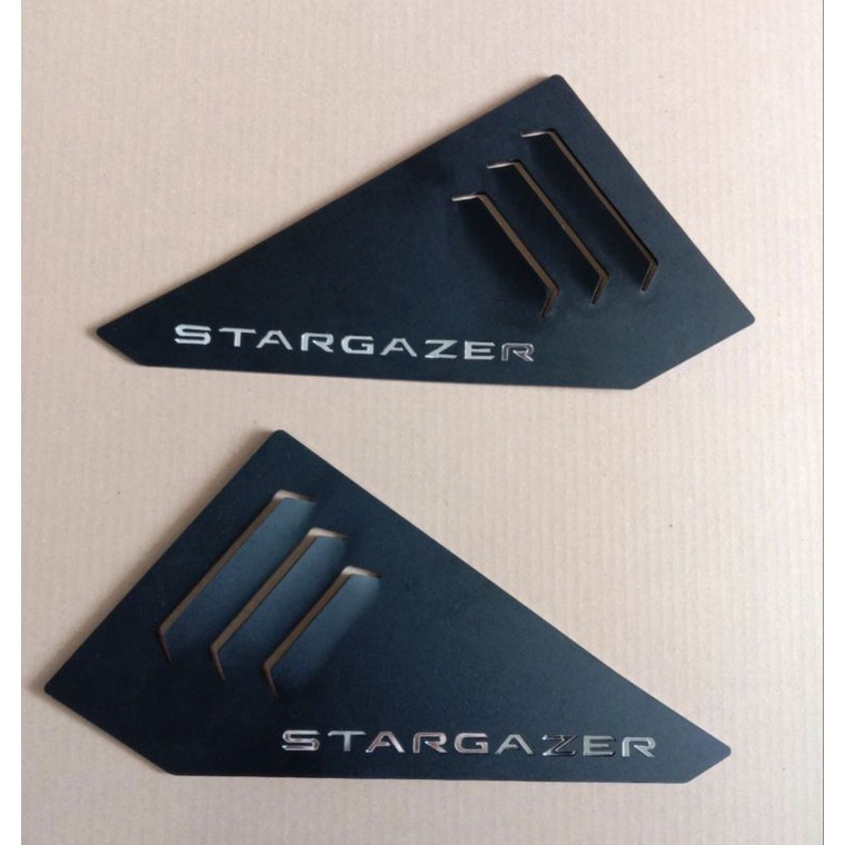 แผงด้านหลัง hyundai stargazer ตกแต่งกระจังเสาด้านหลัง