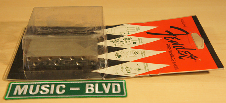 Fender Pure Vintage Stratocaster Tremolo Block